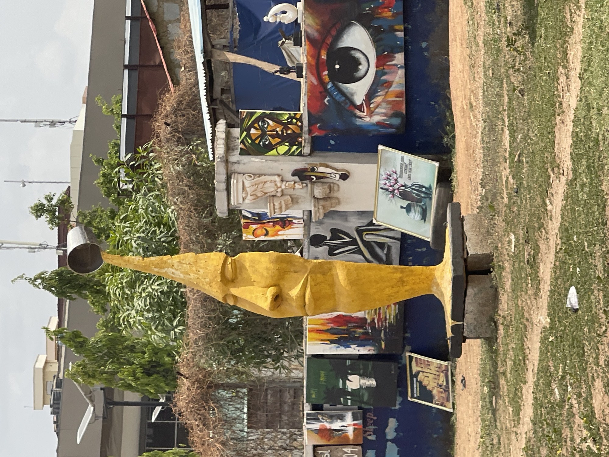 Street vendors and urban scenes documented in Abuja