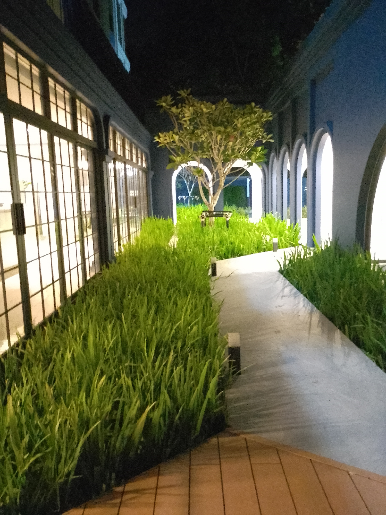 Nighttime tour of a modern resort property in Choeng Thale