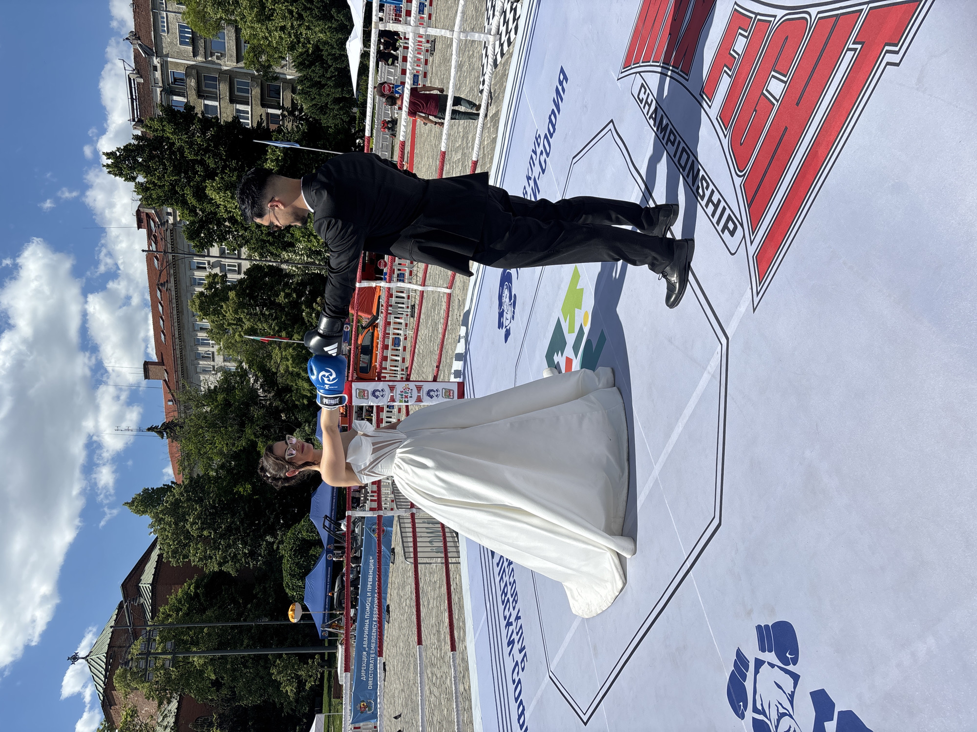 Boxing ring wedding ceremony held in Sofia streets