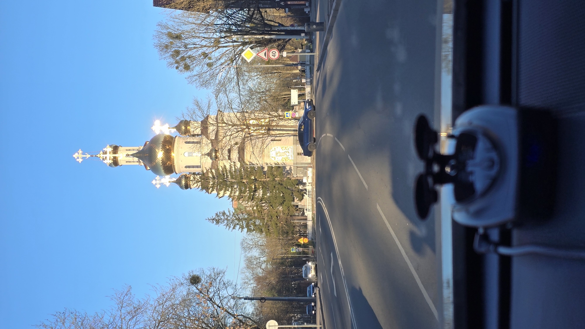 Kaliningrad cathedral and fitness center documented in morning