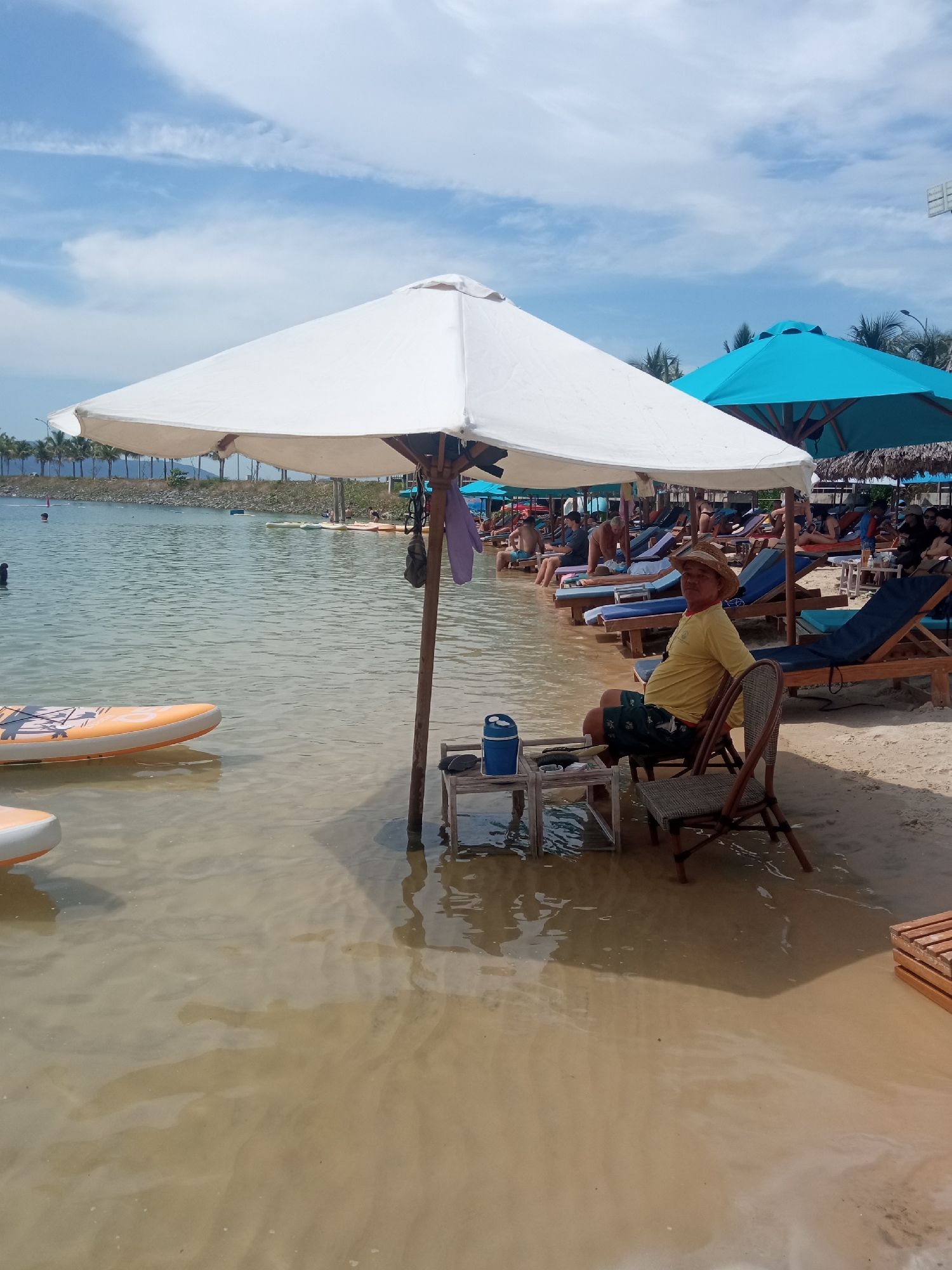 Laid-back beach day at a Nha Trang resort waterfront