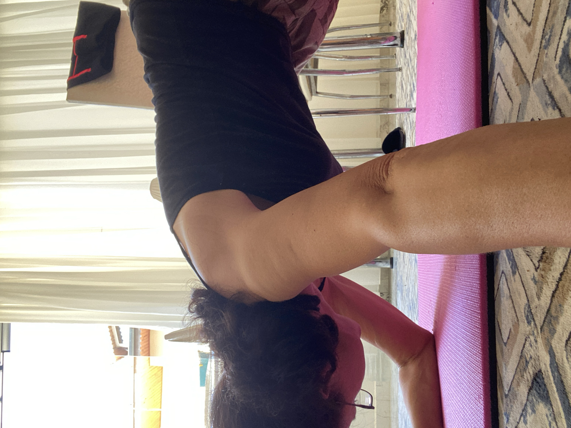 Home workout and a dressed-up Sphynx cat in Alanya