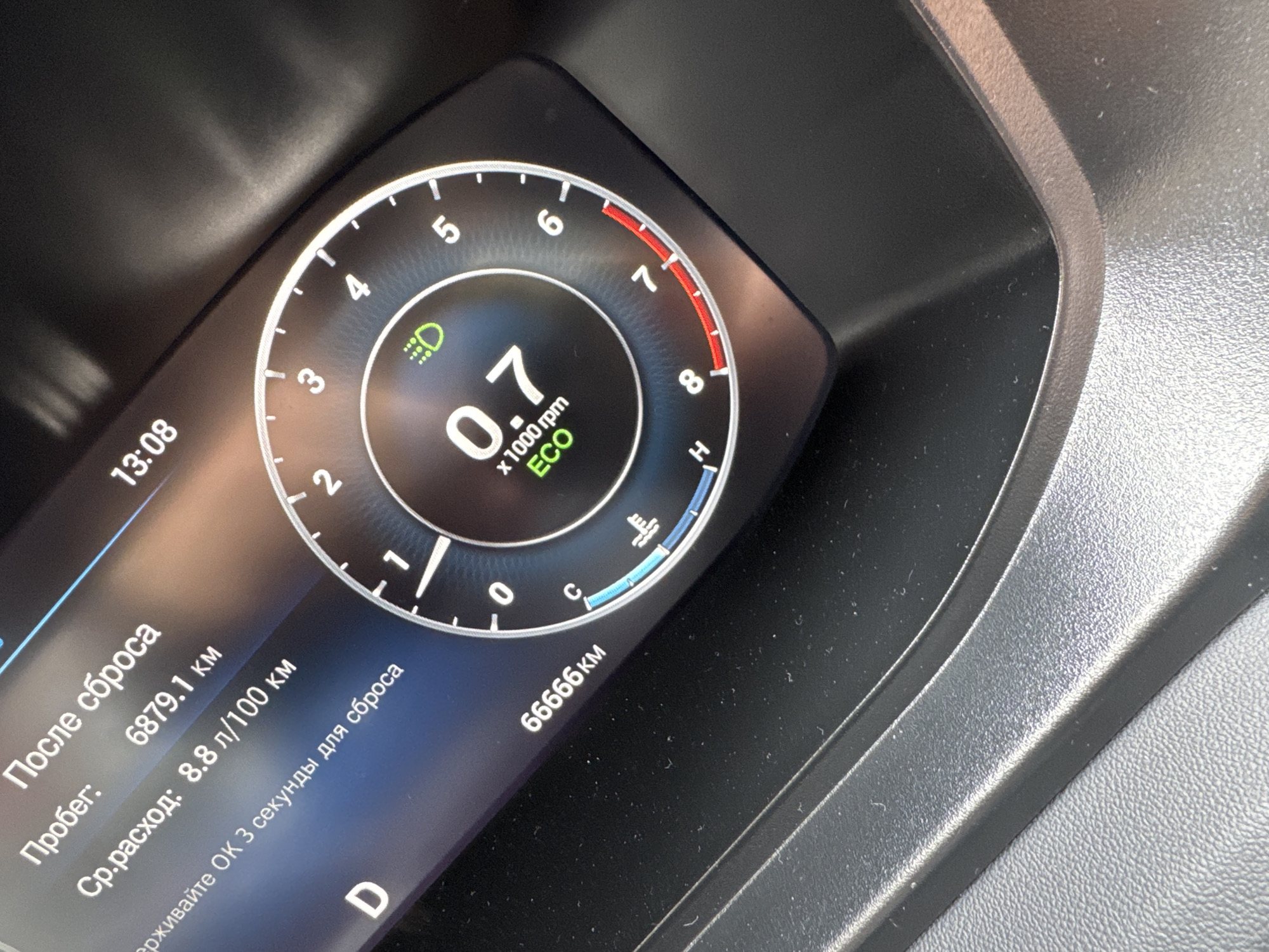 Driver celebrates 66,666 km odometer milestone in Sochi