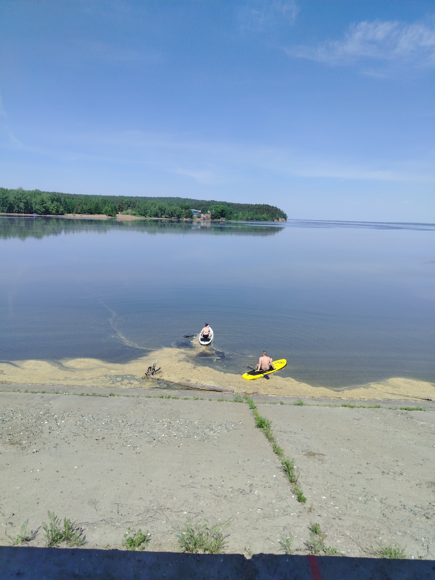 Waterfront and street scenes documented in Noviy, Russia