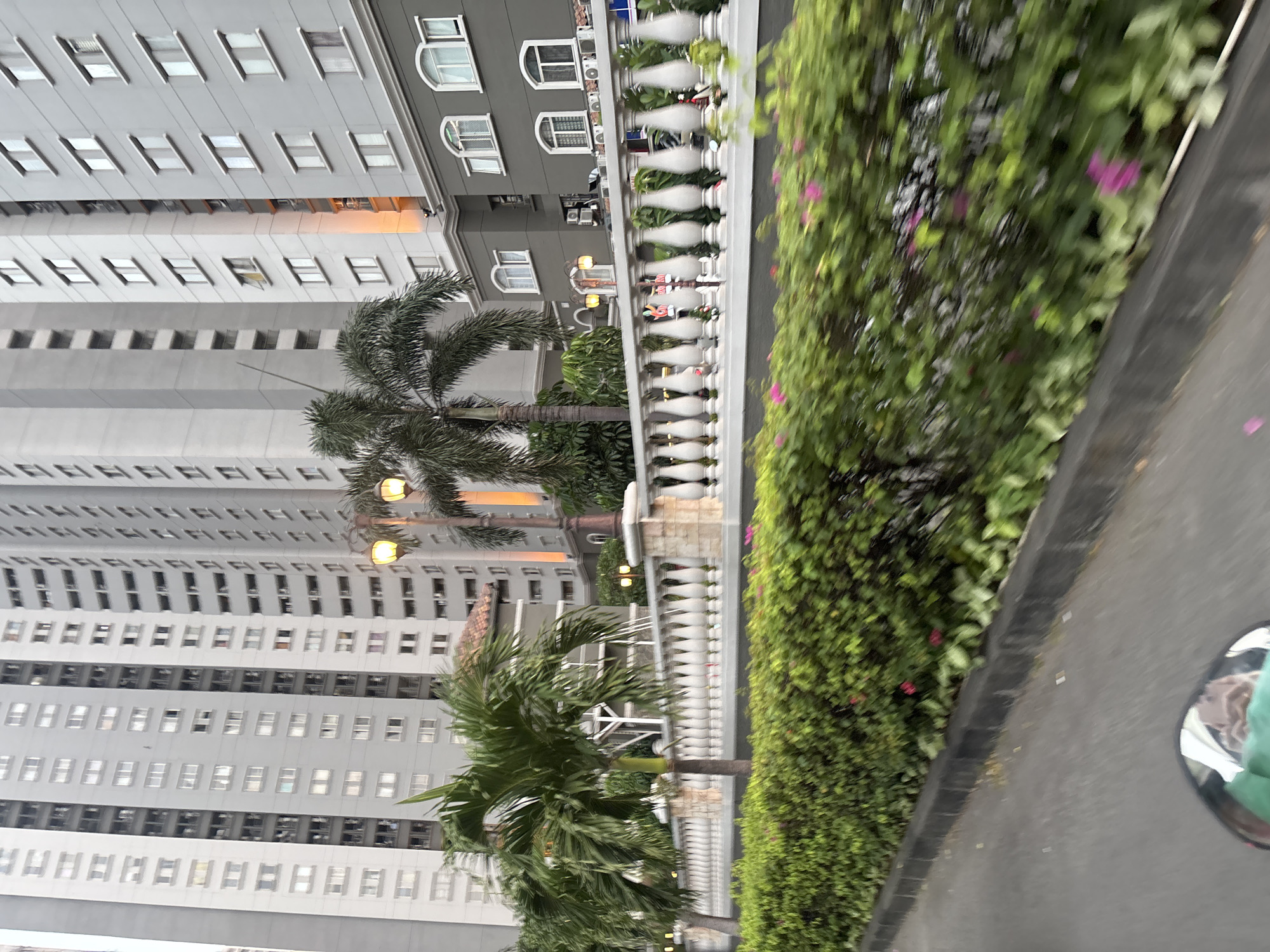 Mall visit and street scenes across West Jakarta mid-morning