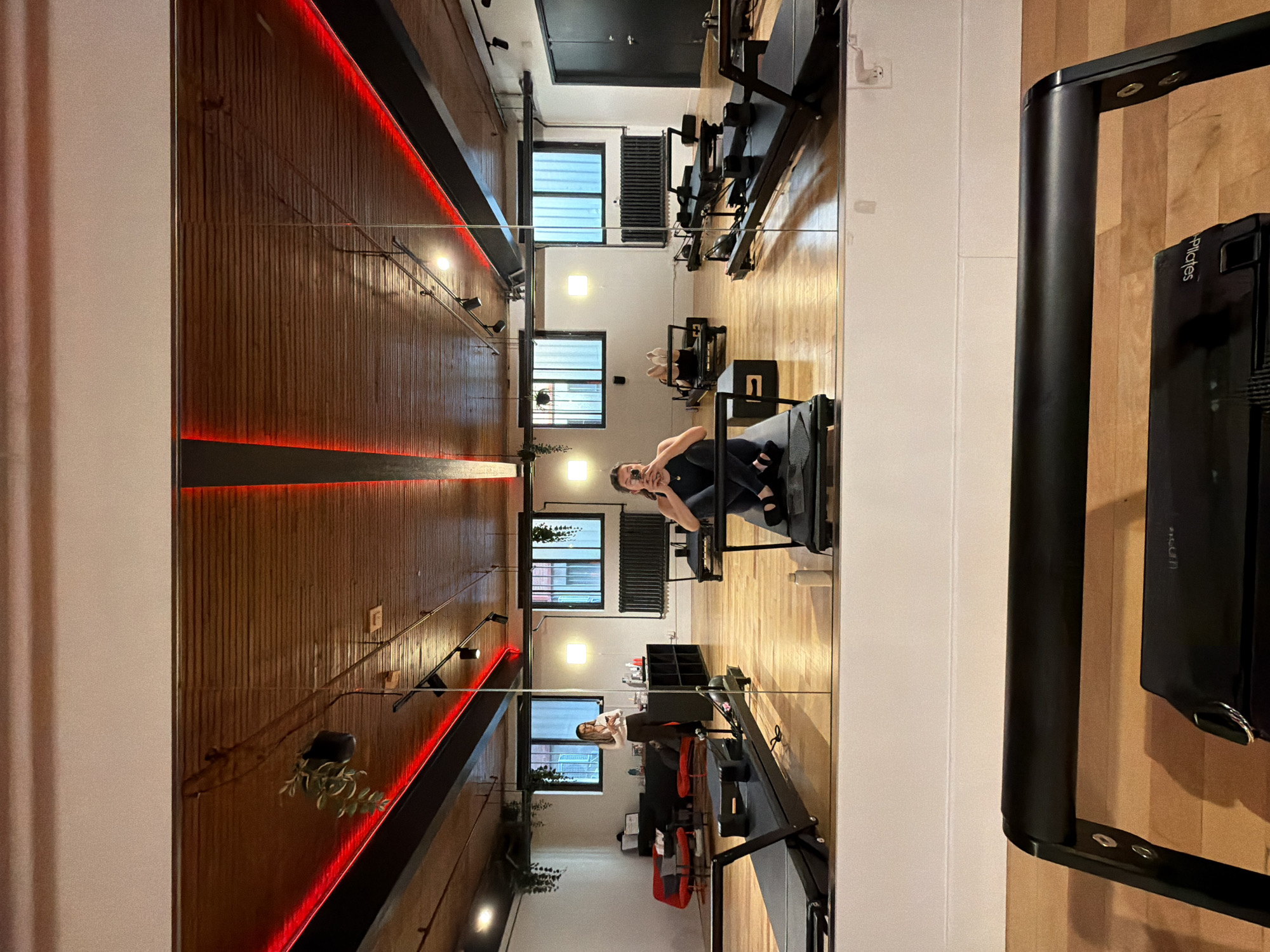 Evening glimpses of Montreal fitness studio and street scenes