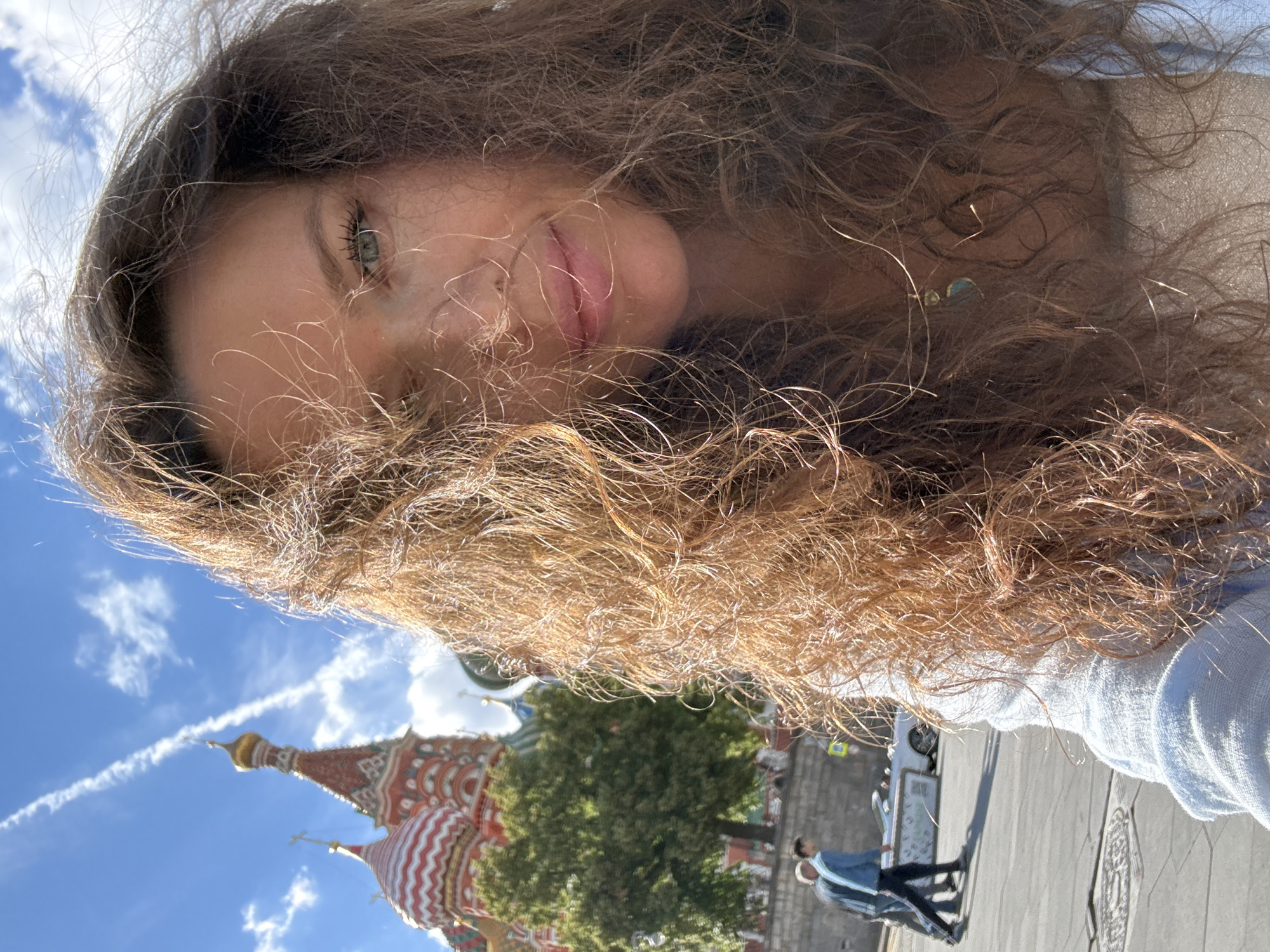 Sunny afternoon tour through Red Square and Zaryadye Park