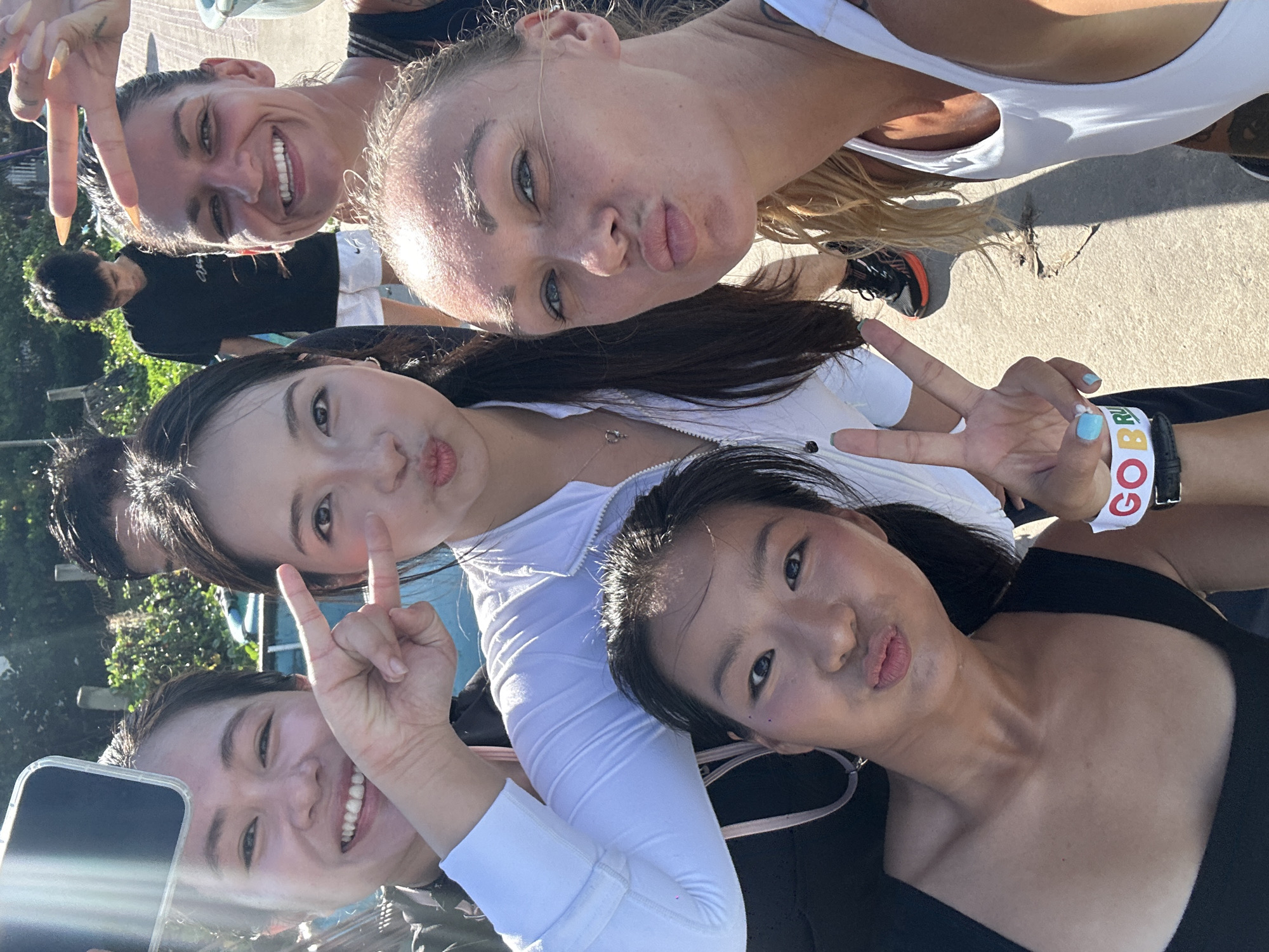 Group hangs out along Mũi Né's beachfront promenade