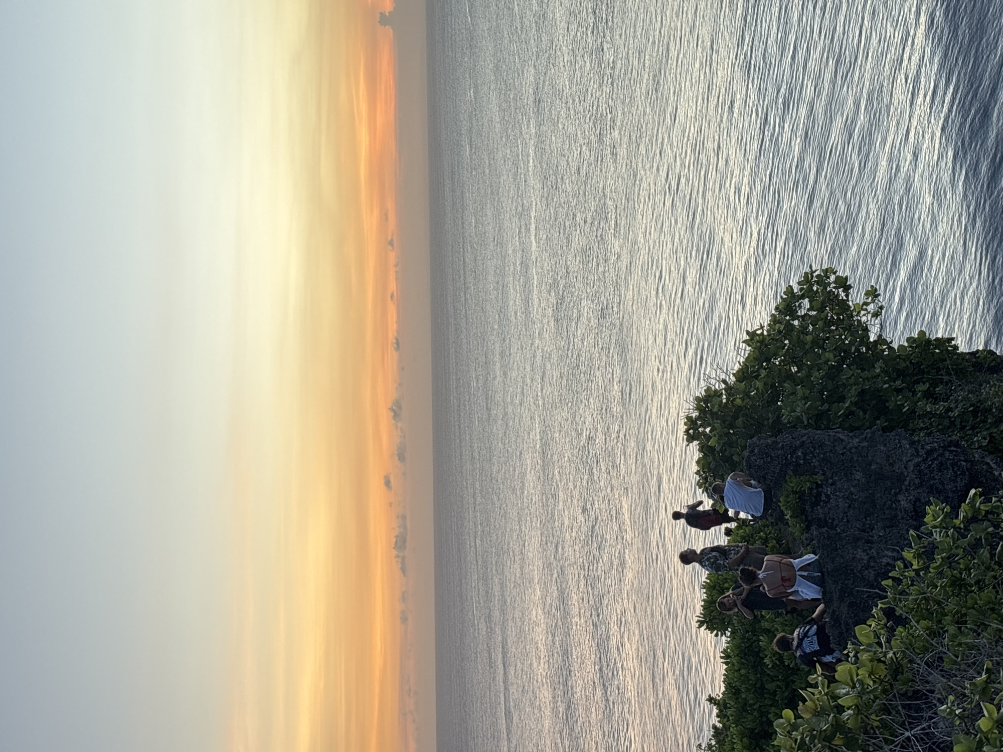Sunset Cliff Gathering Draws Visitors in Kuta Selatan