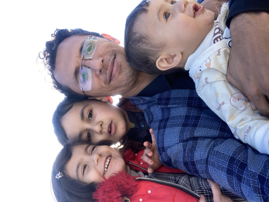 Family visits Hanna Lake, watches ducks in Quetta