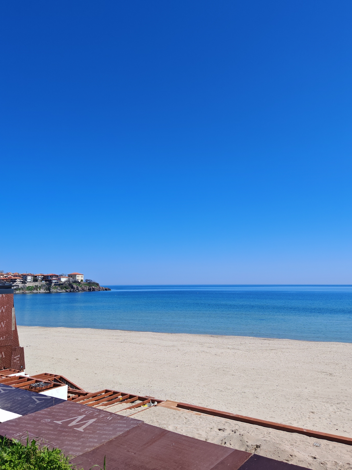 Clear skies, calm waters observed in Sozopol, Bulgaria