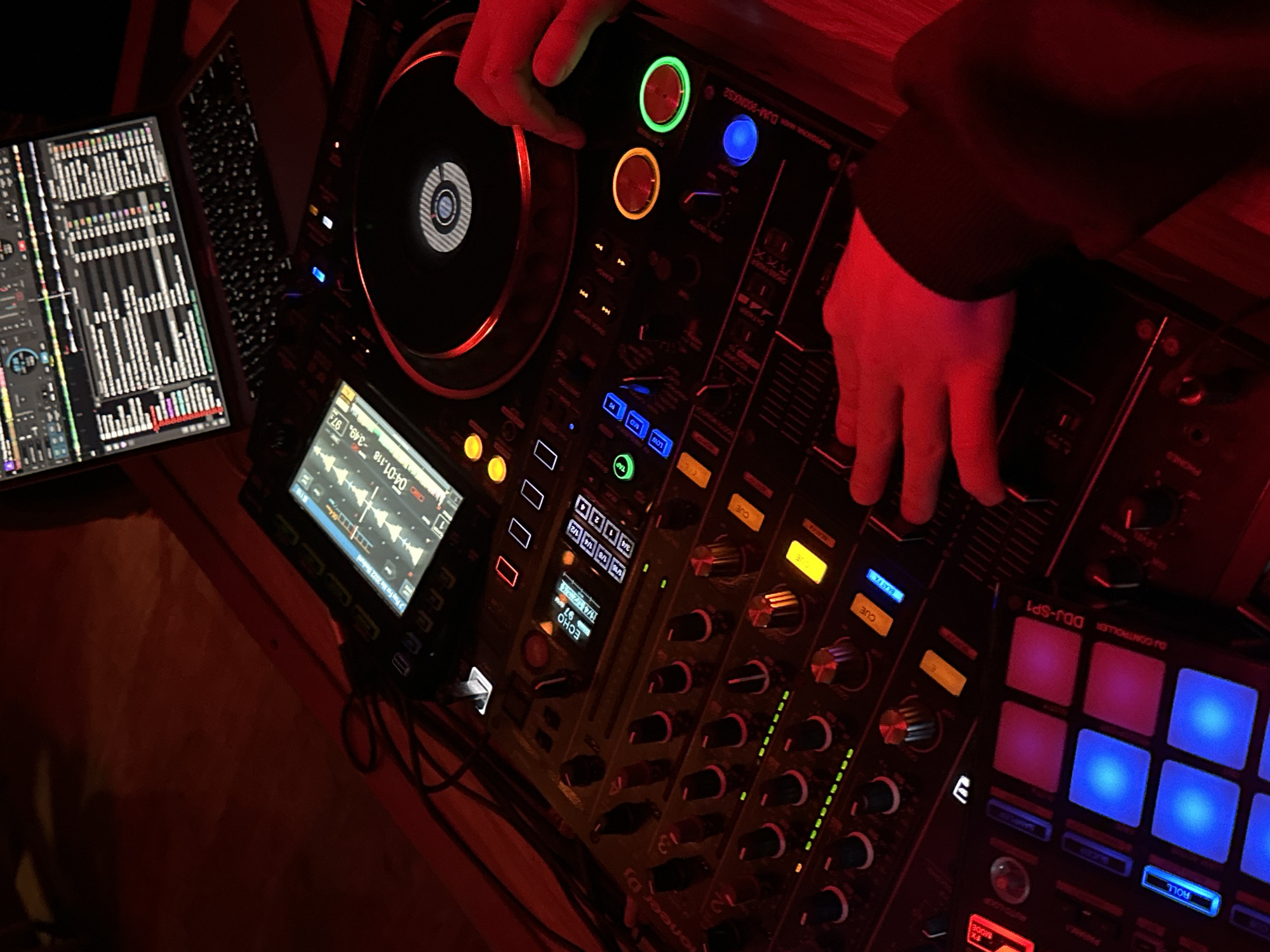 DJ performs evening set at Moscow venue