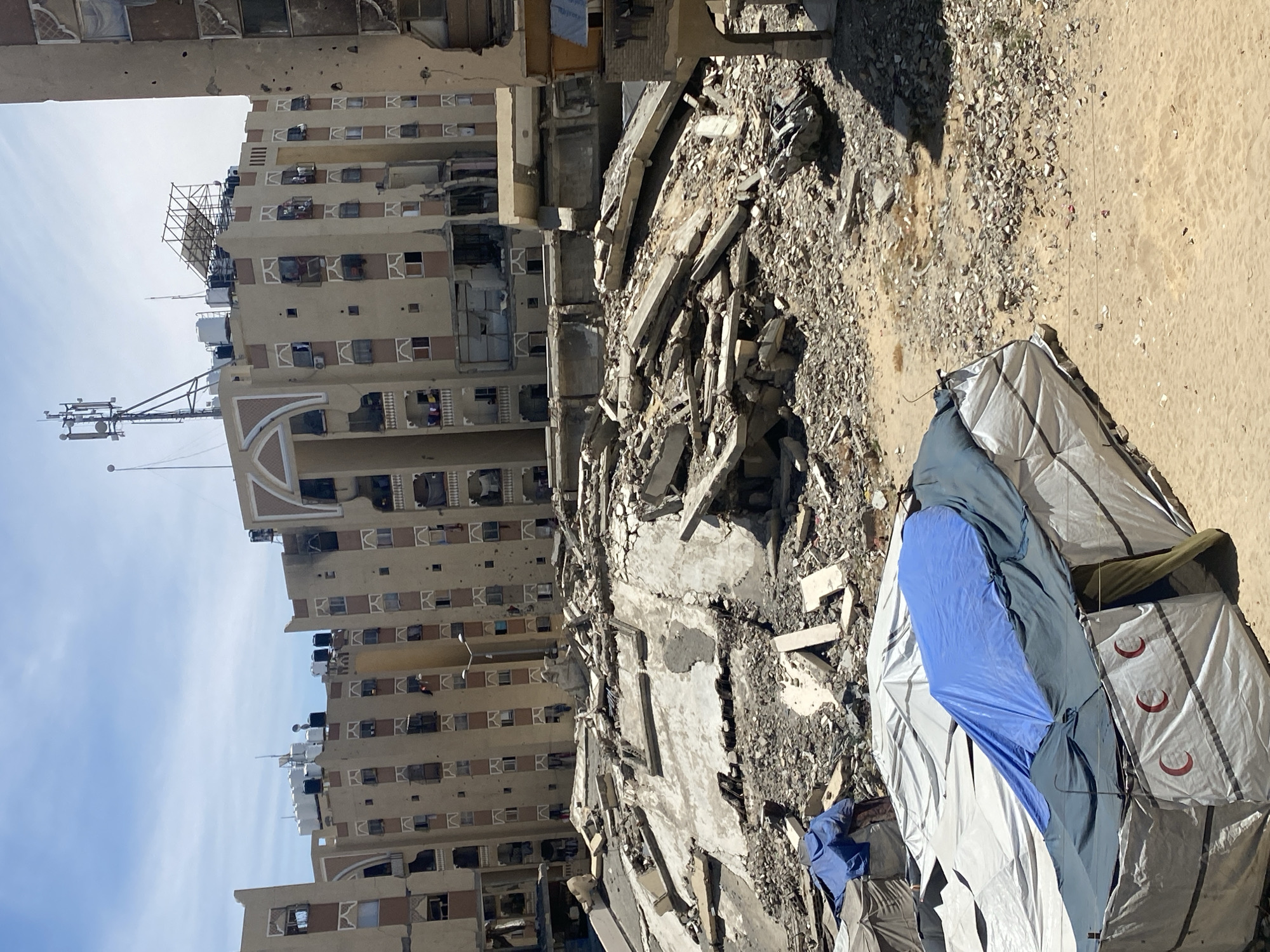 Widespread building damage documented across Khan Yunis