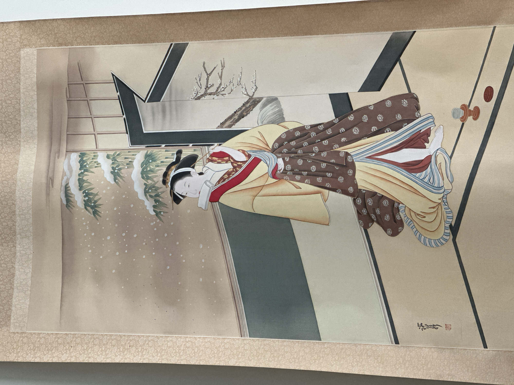 Amsterdam witnesses document Japanese painting, clasped hands separately