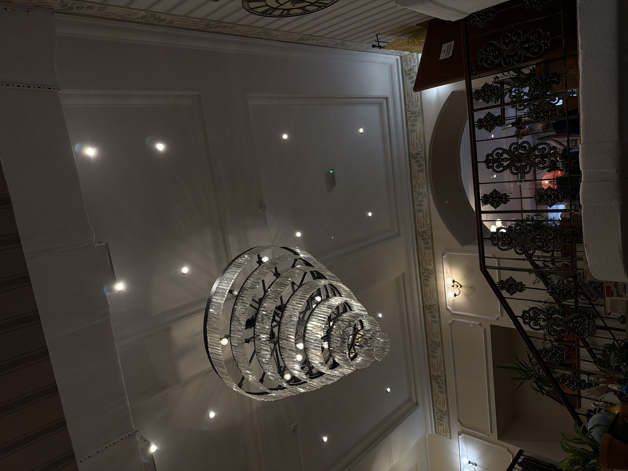 Moscow witnesses document luxury lobby and traditional restaurant interiors