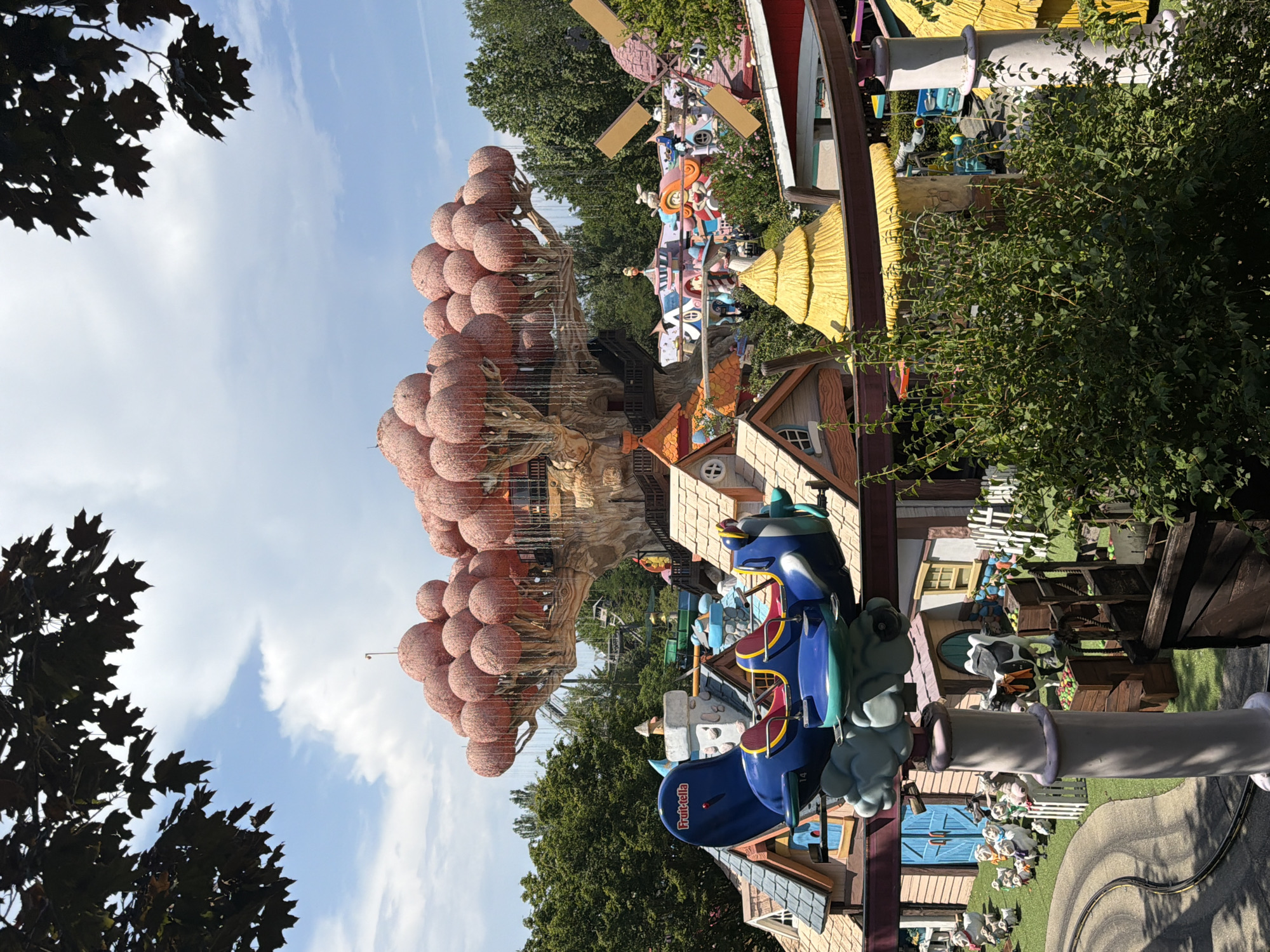 Afternoon at Gardaland: rides, carousels, and themed attractions