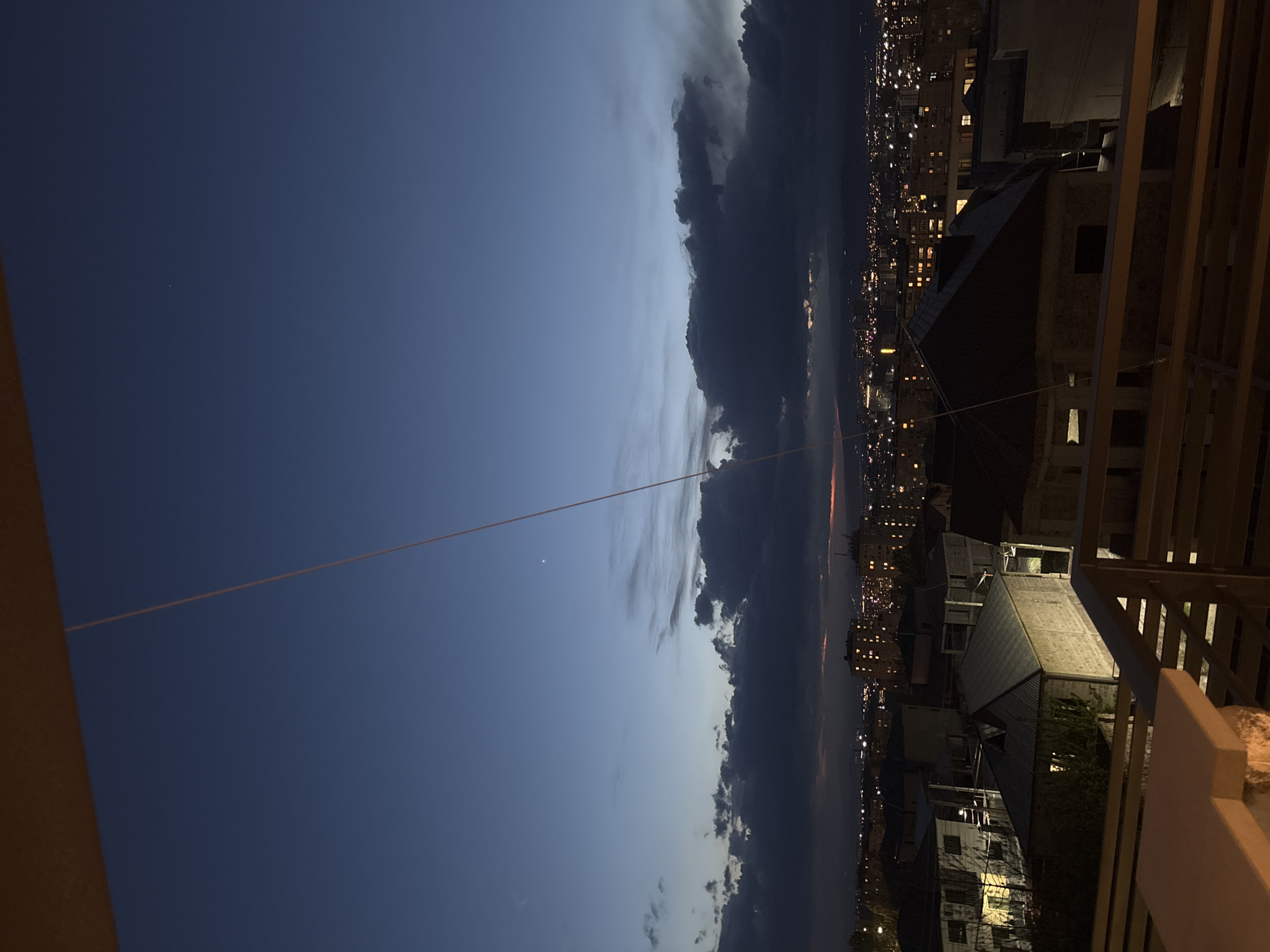 Evening photography session captures Arinj cityscape and clothing detail