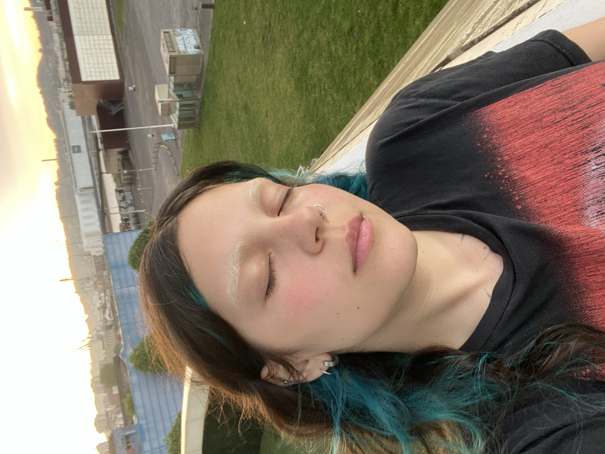 Woman photographs selfies with skincare hashtag in Gijón