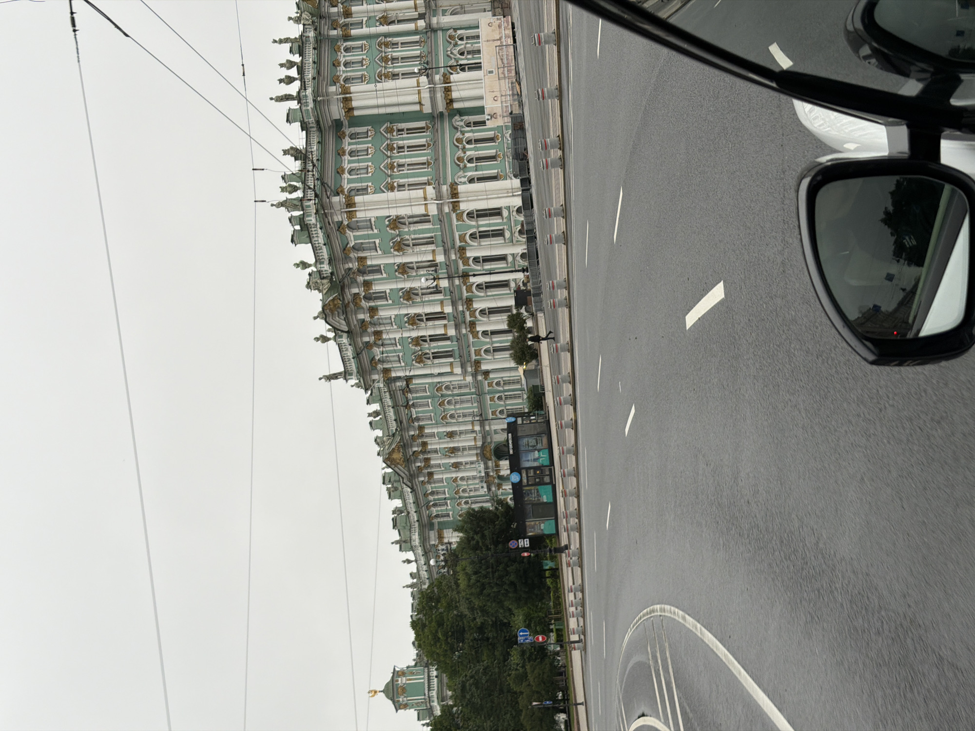 Driving past Saint Petersburg's iconic imperial landmarks