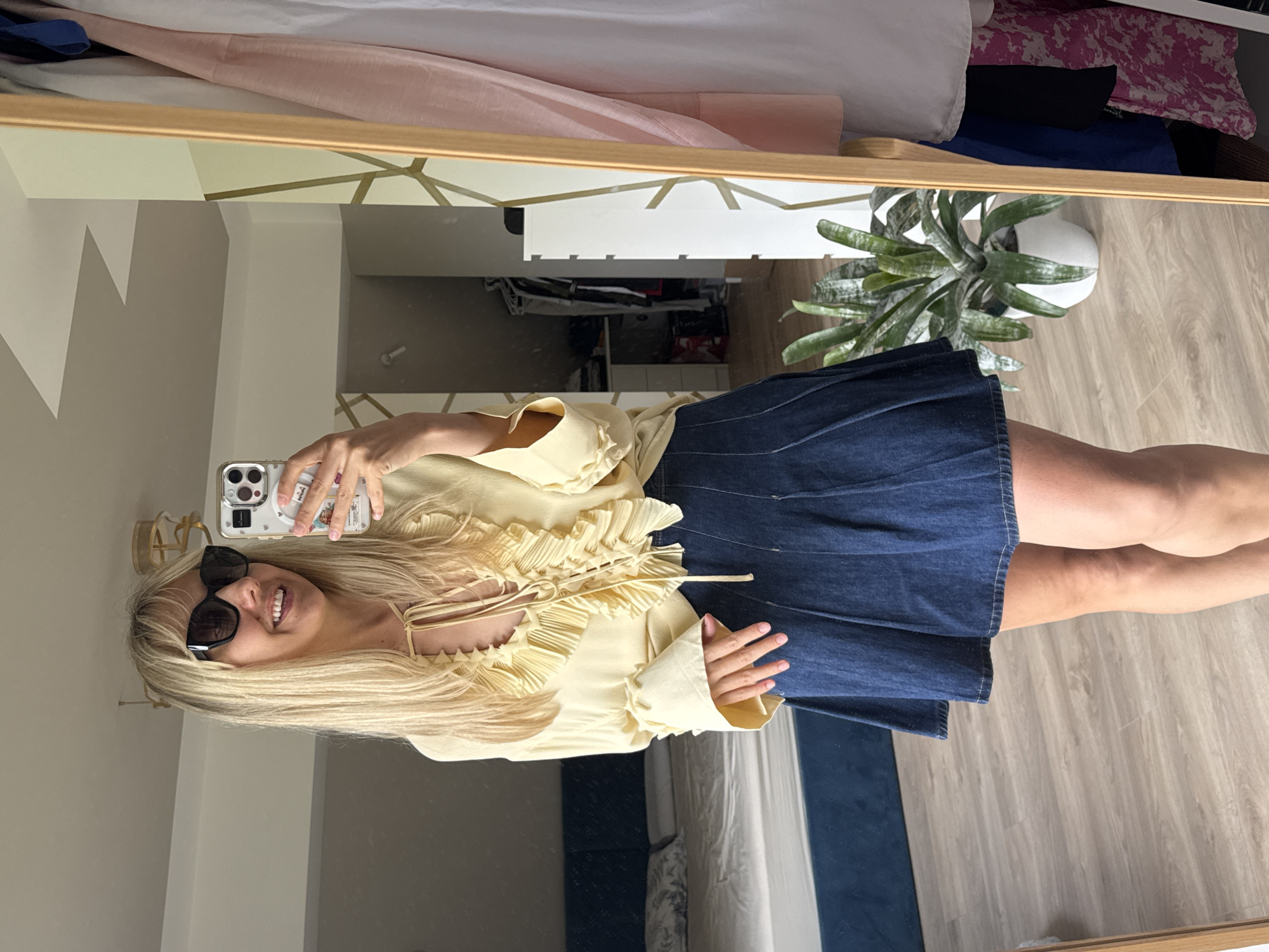 Lazy afternoon at home with pets and mirror selfies