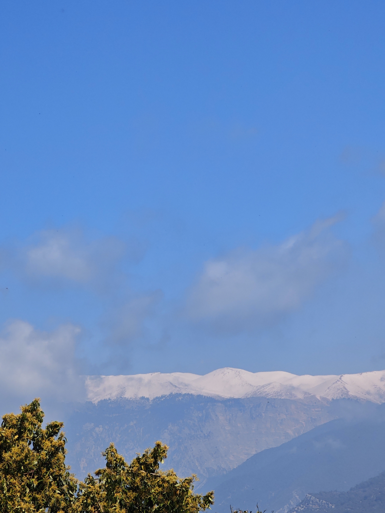 Tourist captures scenic views of Finike mosque and mountains