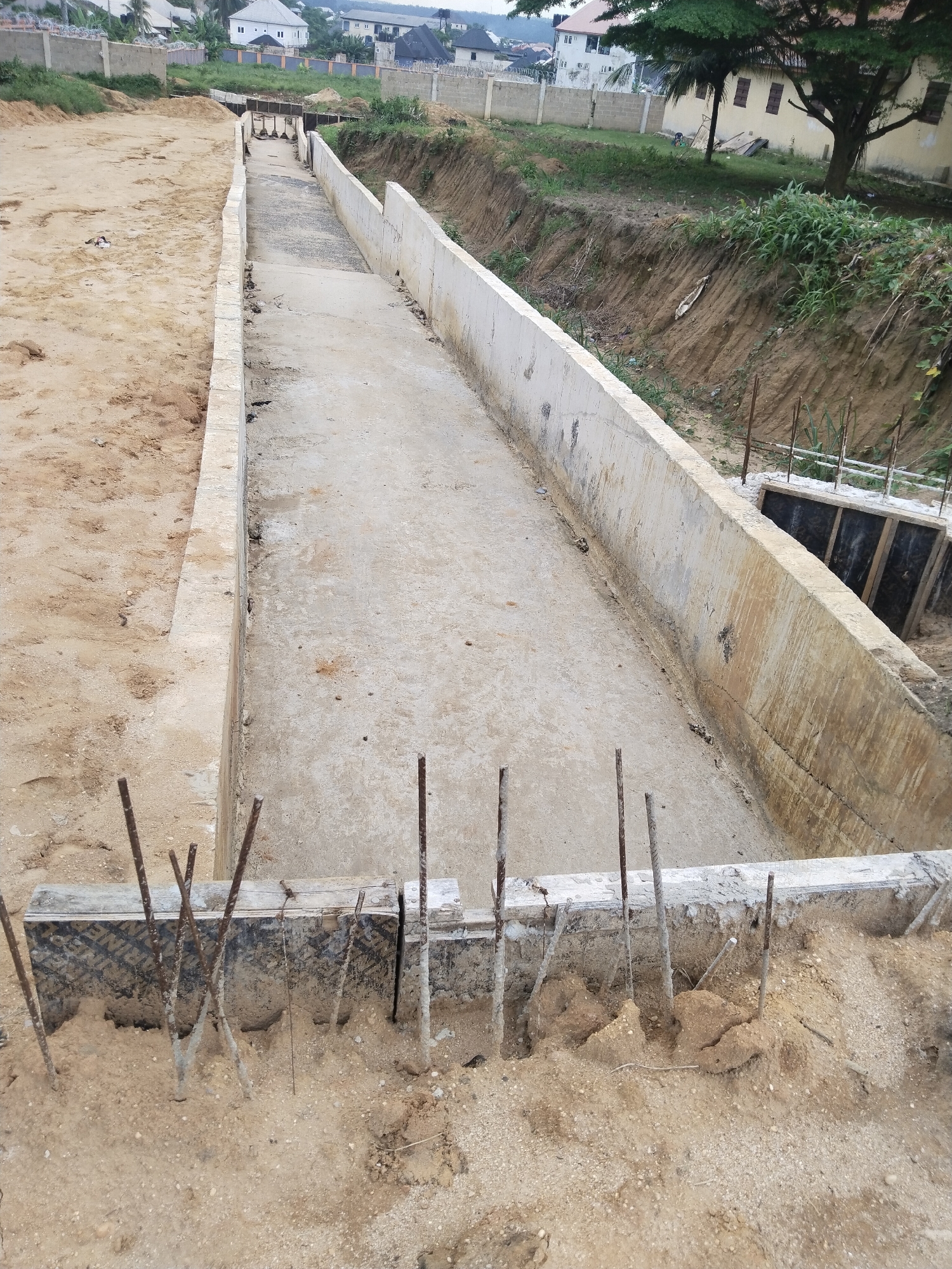 Infrastructure documentation captured in Uyo, Nigeria shows construction and decay