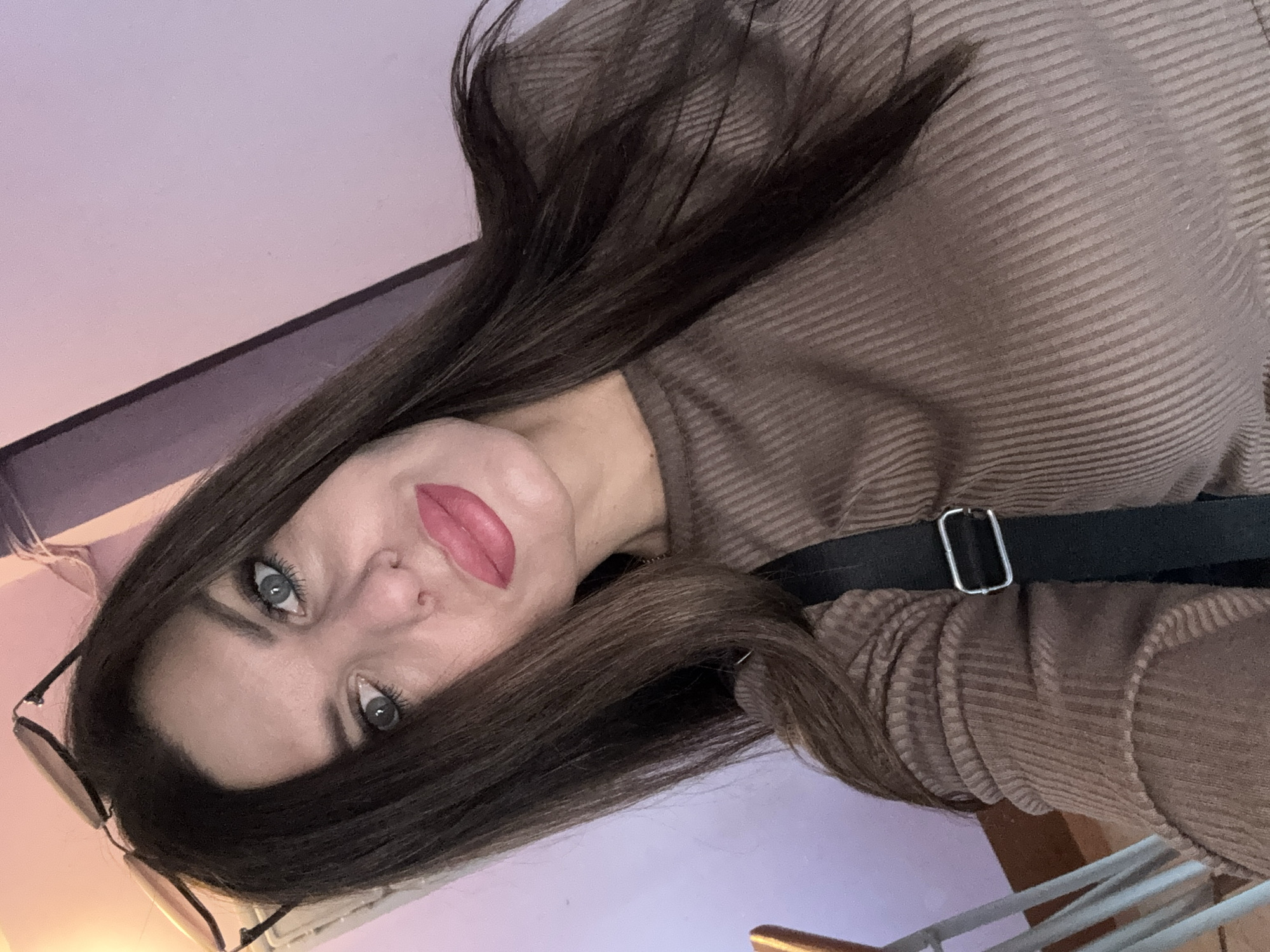 Selfie session in and around a car, Chaikovsky
