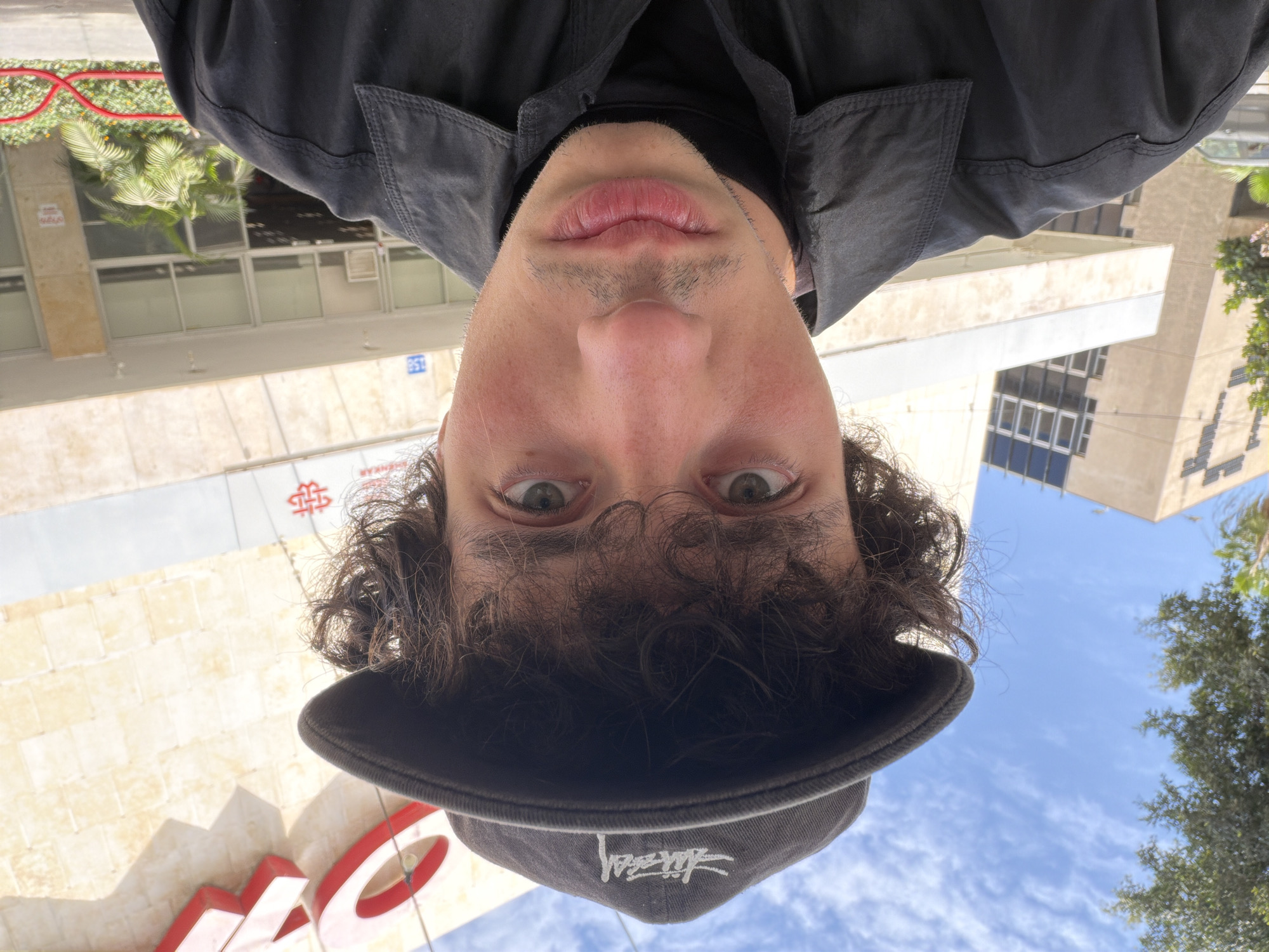 Man photographed on Tel Aviv street