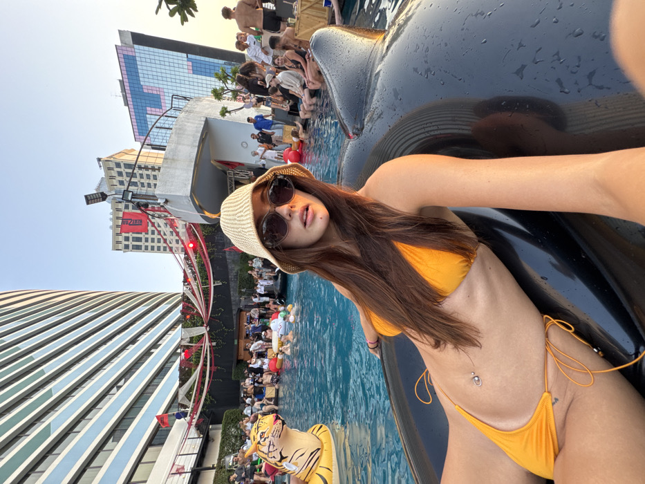 Rooftop Pool Parties Draw Crowds Across Bangkok Hotels