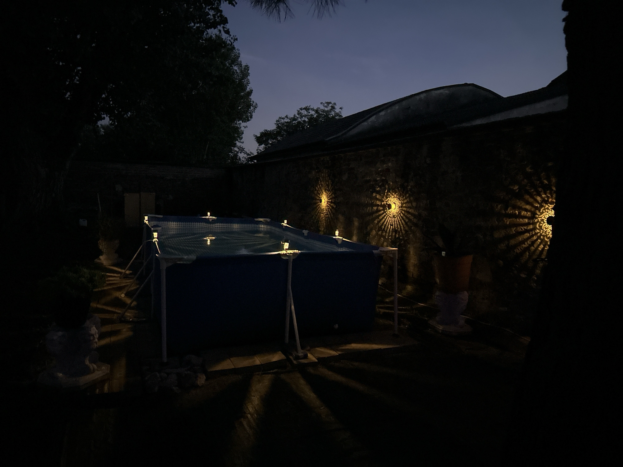 Evening documentation of Villa Pasquali residential property and garden