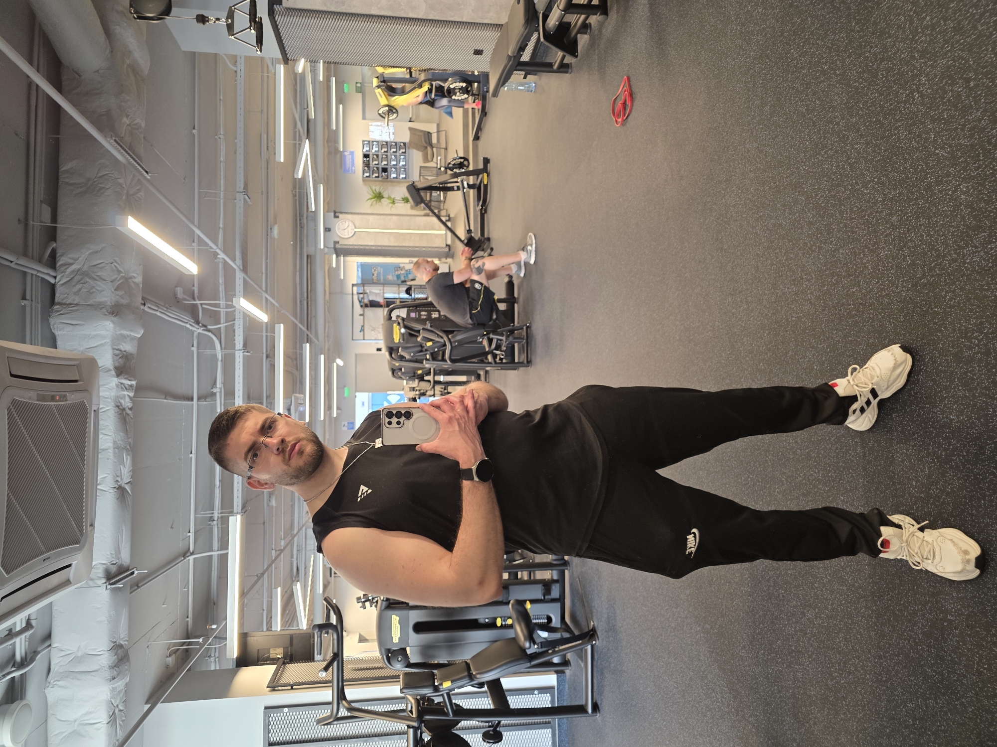 Man documents gym visit with selfie in Plovdiv