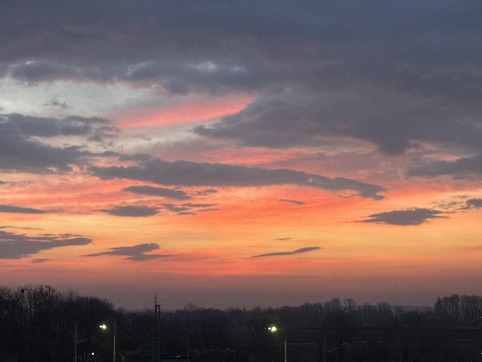 Vibrant sunset captured by witnesses in Plovdiv, Bulgaria