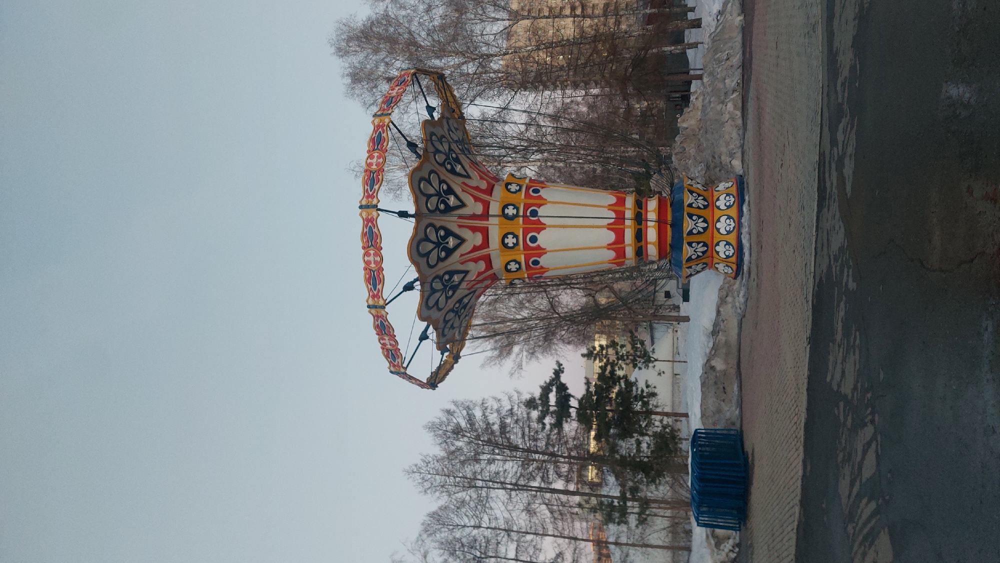 Winter scenes documented across parks and streets in Novosibirsk