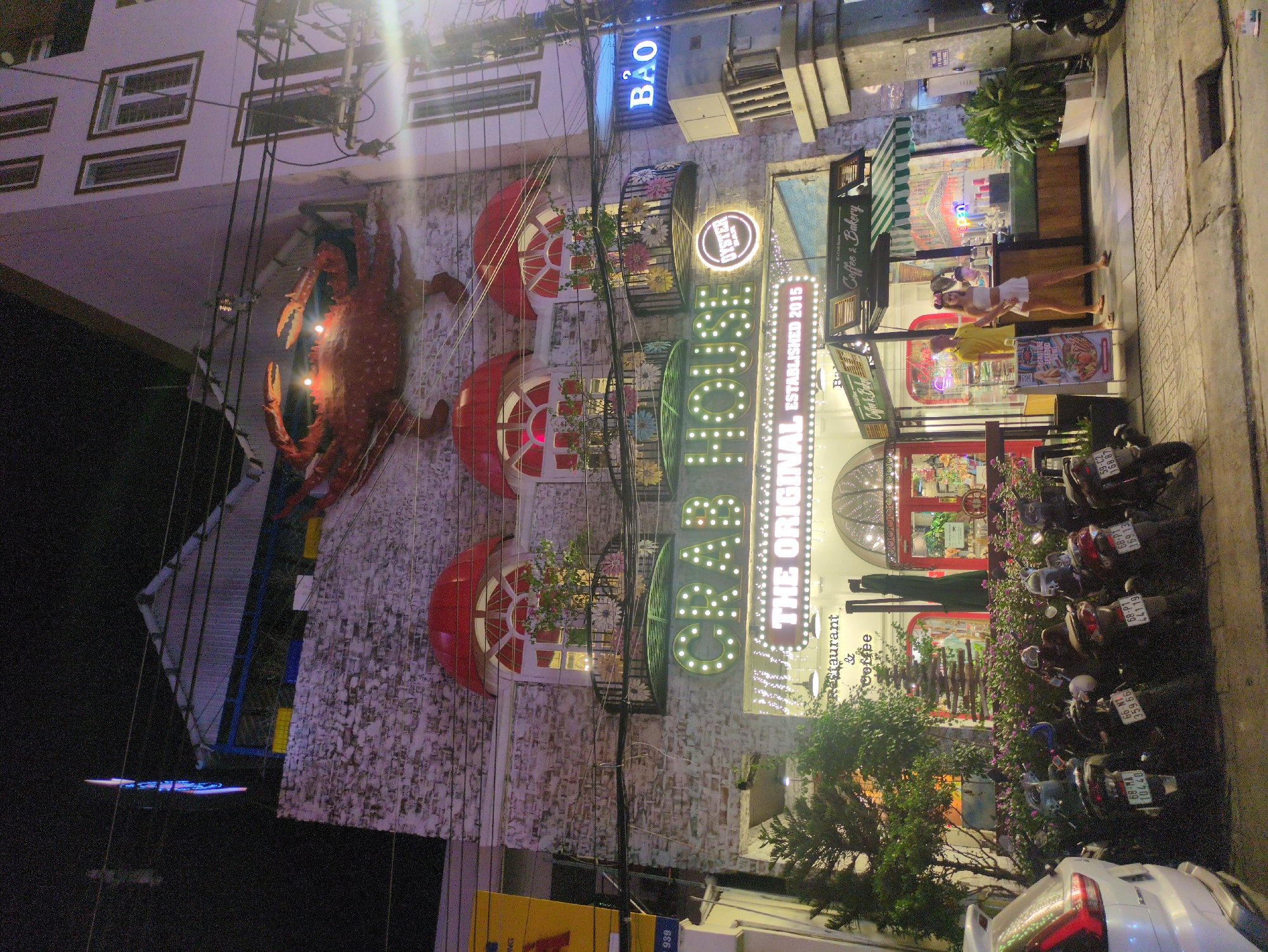 Street dining scenes documented in Phú Quốc, Vietnam