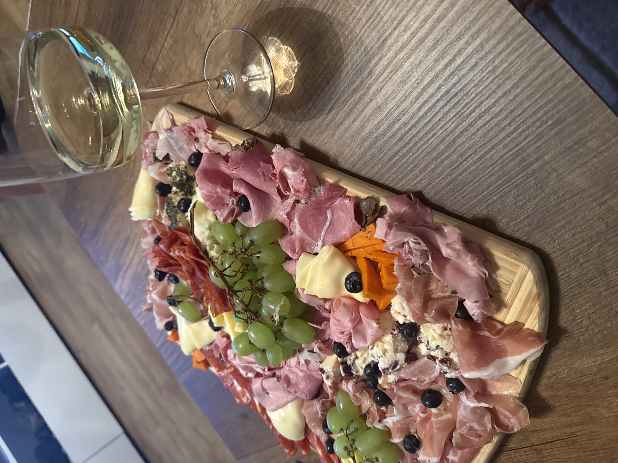 Charcuterie, prosecco, and summer vibes in Burgas