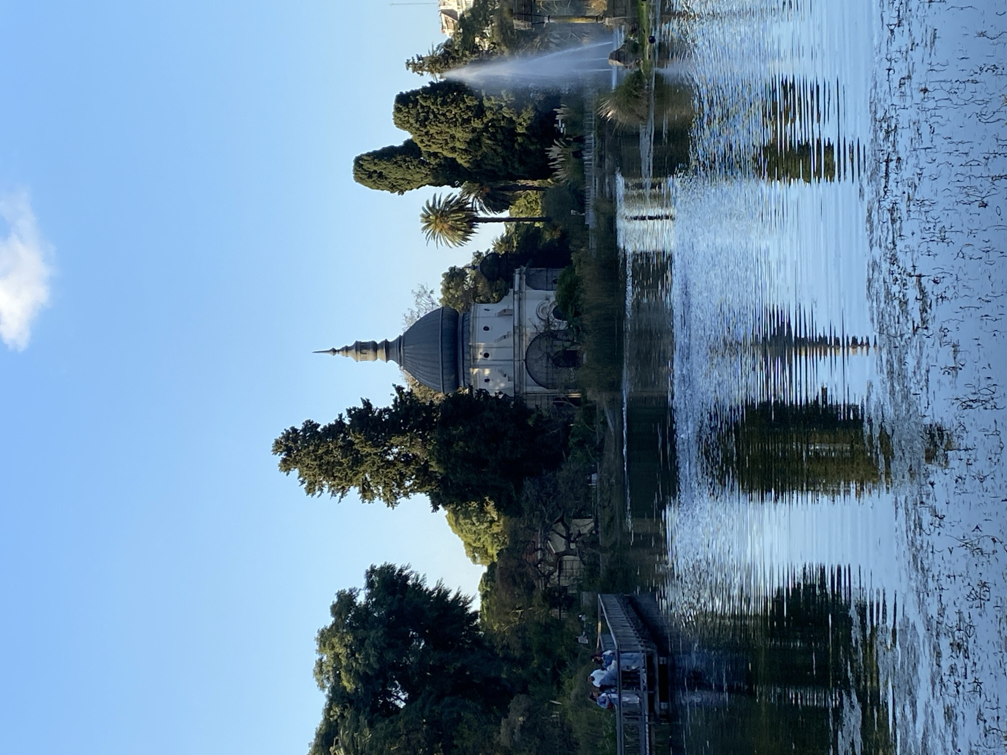 Evening park life documented across Buenos Aires landmarks