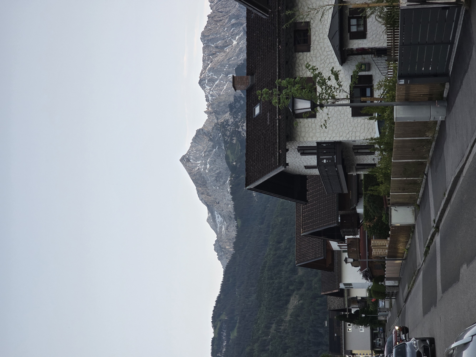 Evening stroll through Bavarian residential streets in Garmisch-Partenkirchen