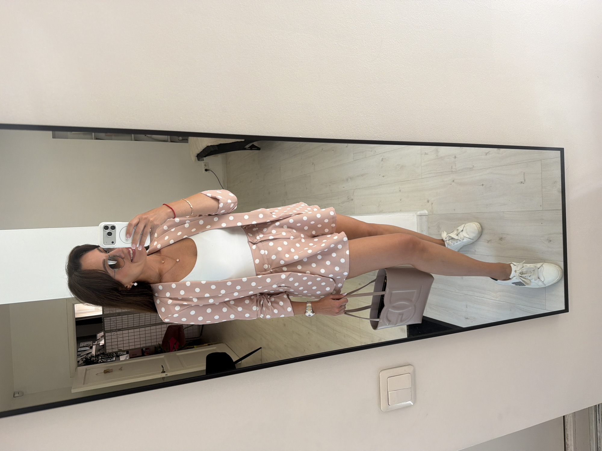 Mirror selfie in Riga: polka dot blazer and summer accessories