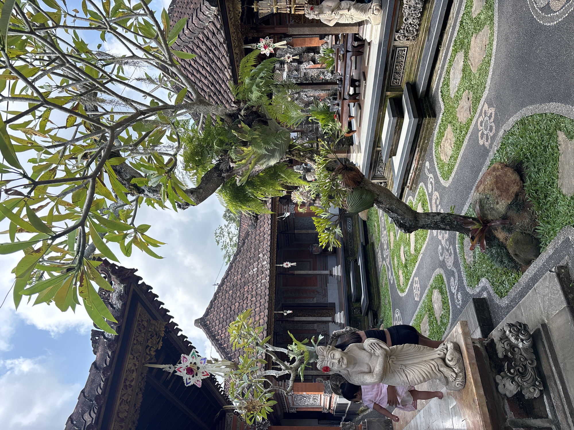 Temple visit and lunch in a Ubud Balinese compound