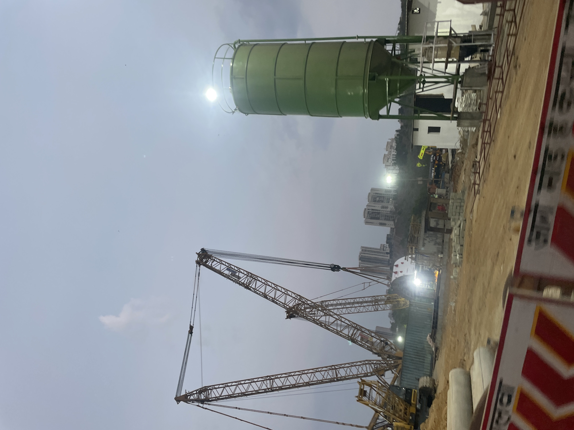 Nighttime construction activity documented at Mumbai building site