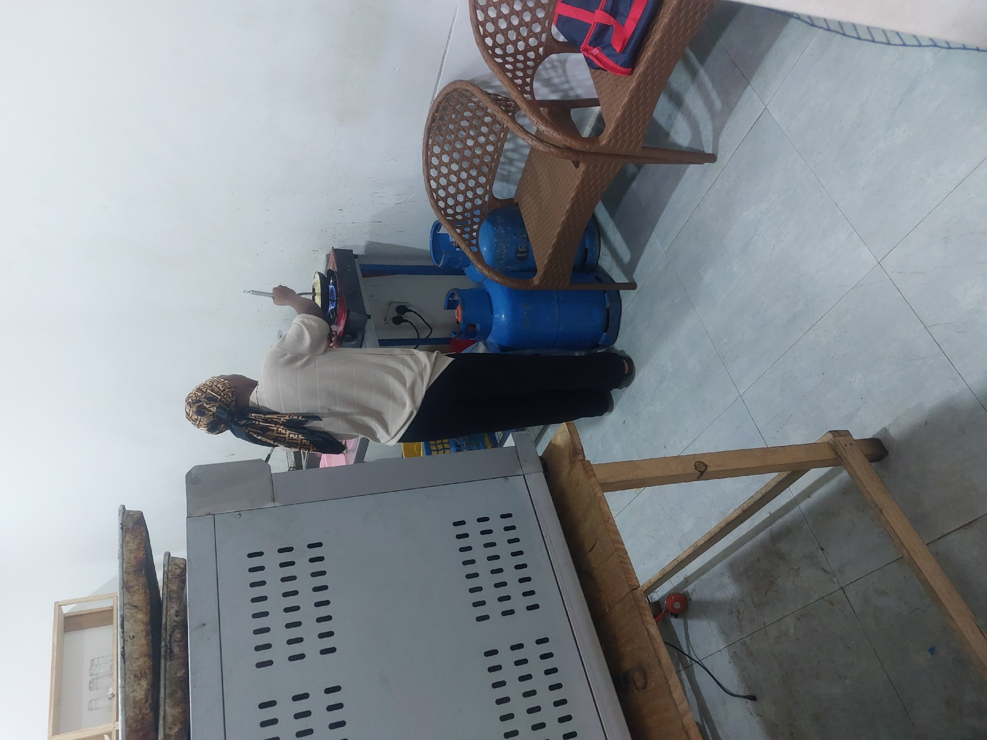 Evening documentation of appliance store and street scenes in Dar es-Salaam