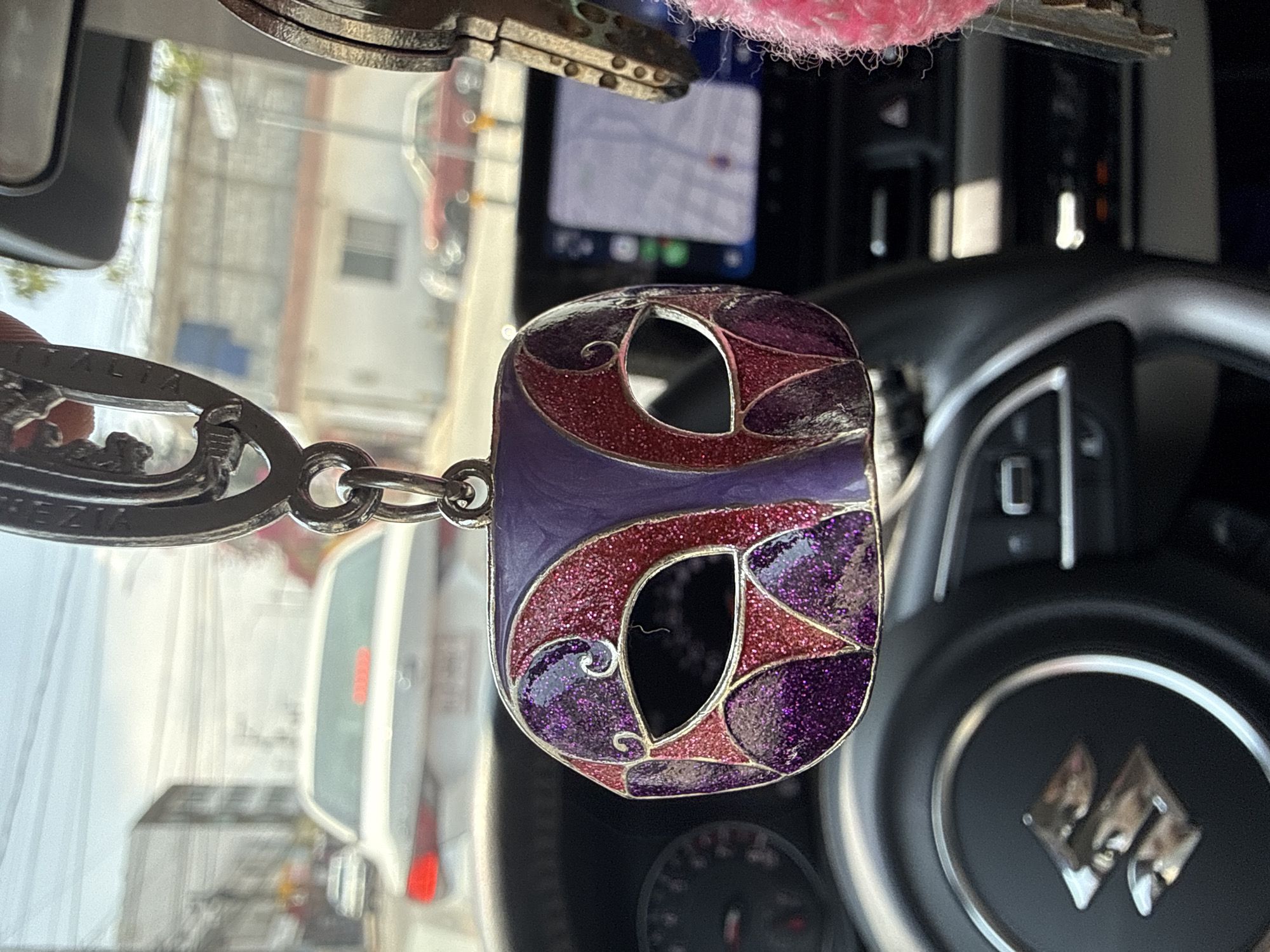 Street scenes and car interior details observed in Puebla