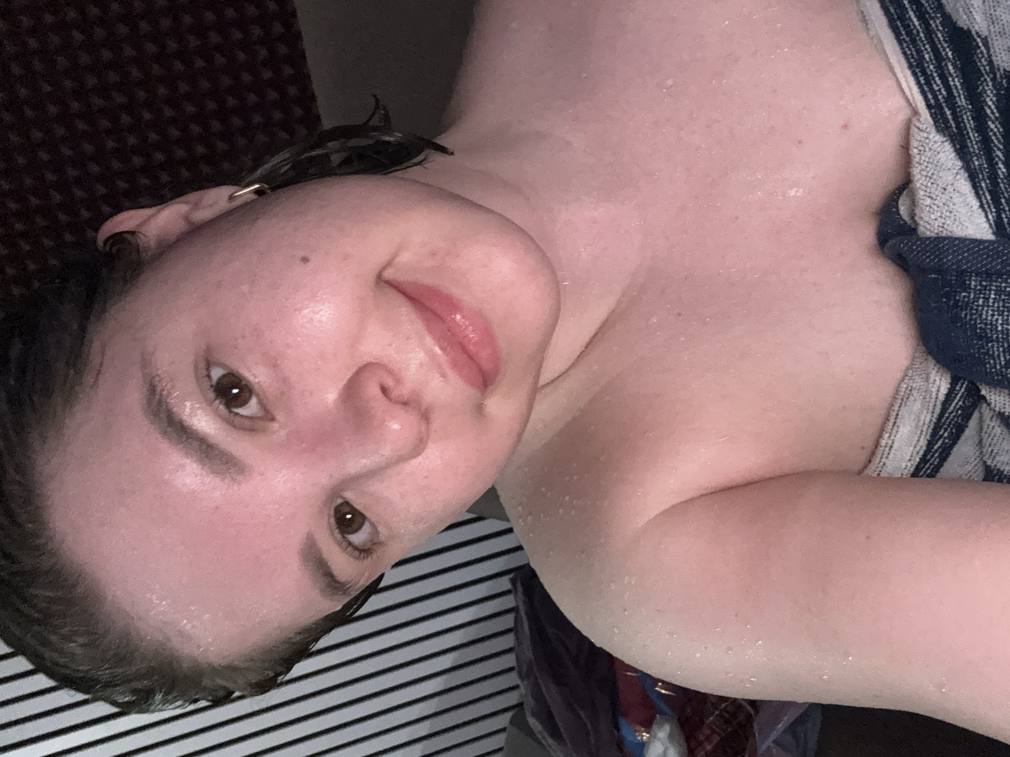 Private moments captured in Kazan apartment during midday rest