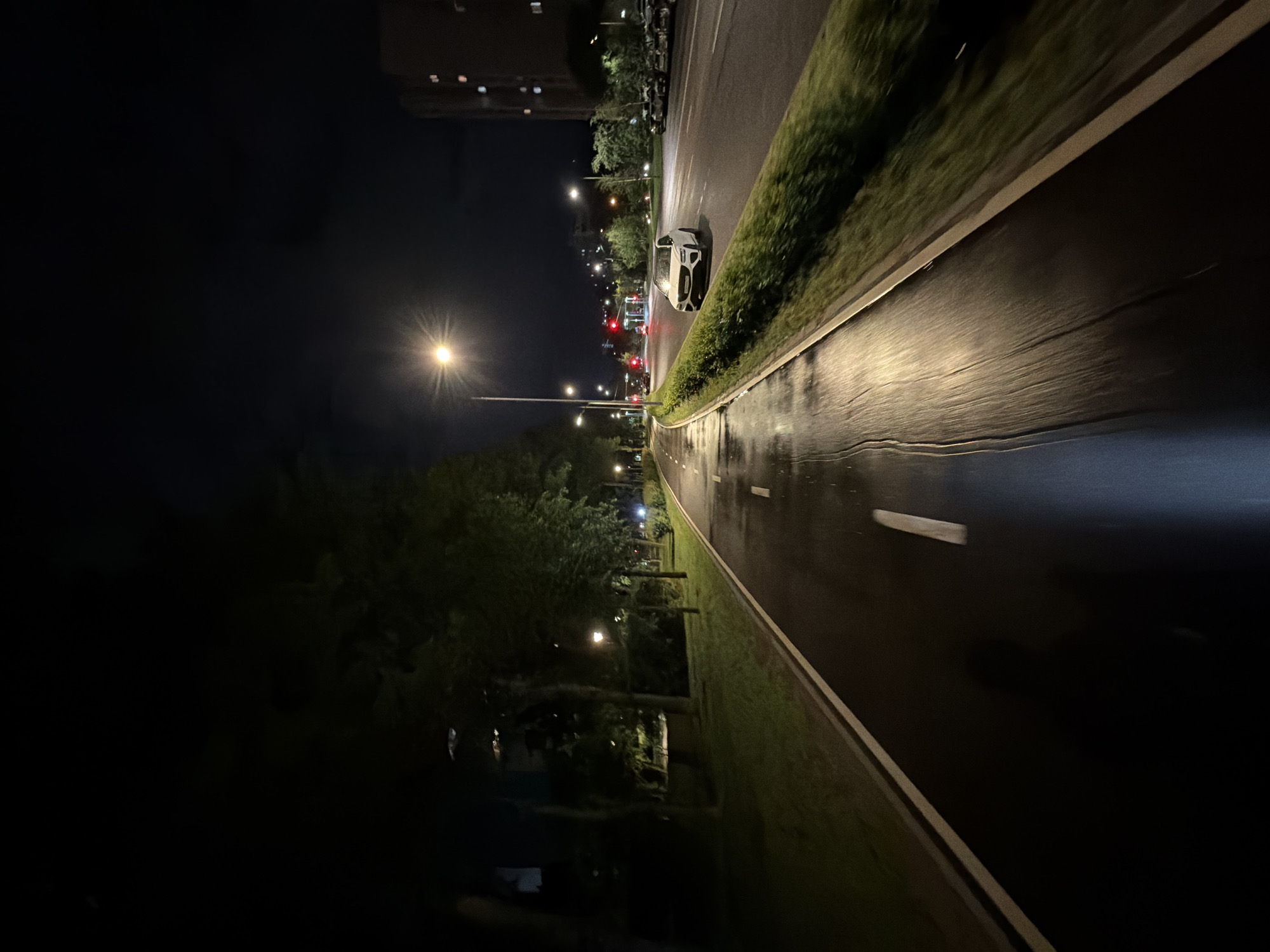 Witness documents wet Moscow streets during rainy May evening
