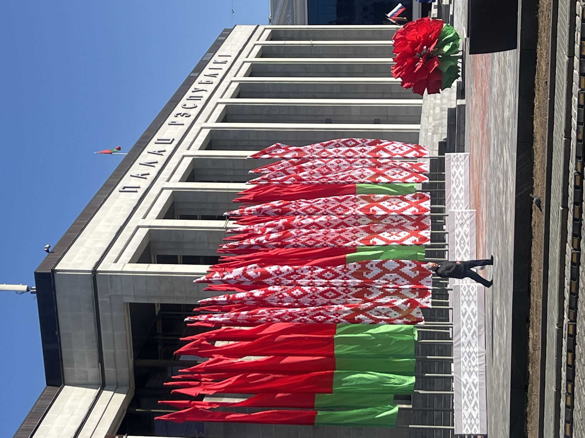 Morning scenes across historical Minsk captured by witness