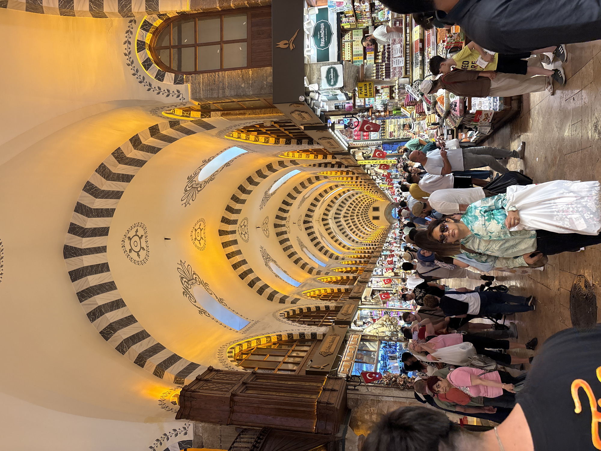 Normal trading activity observed at Istanbul's Grand Bazaar