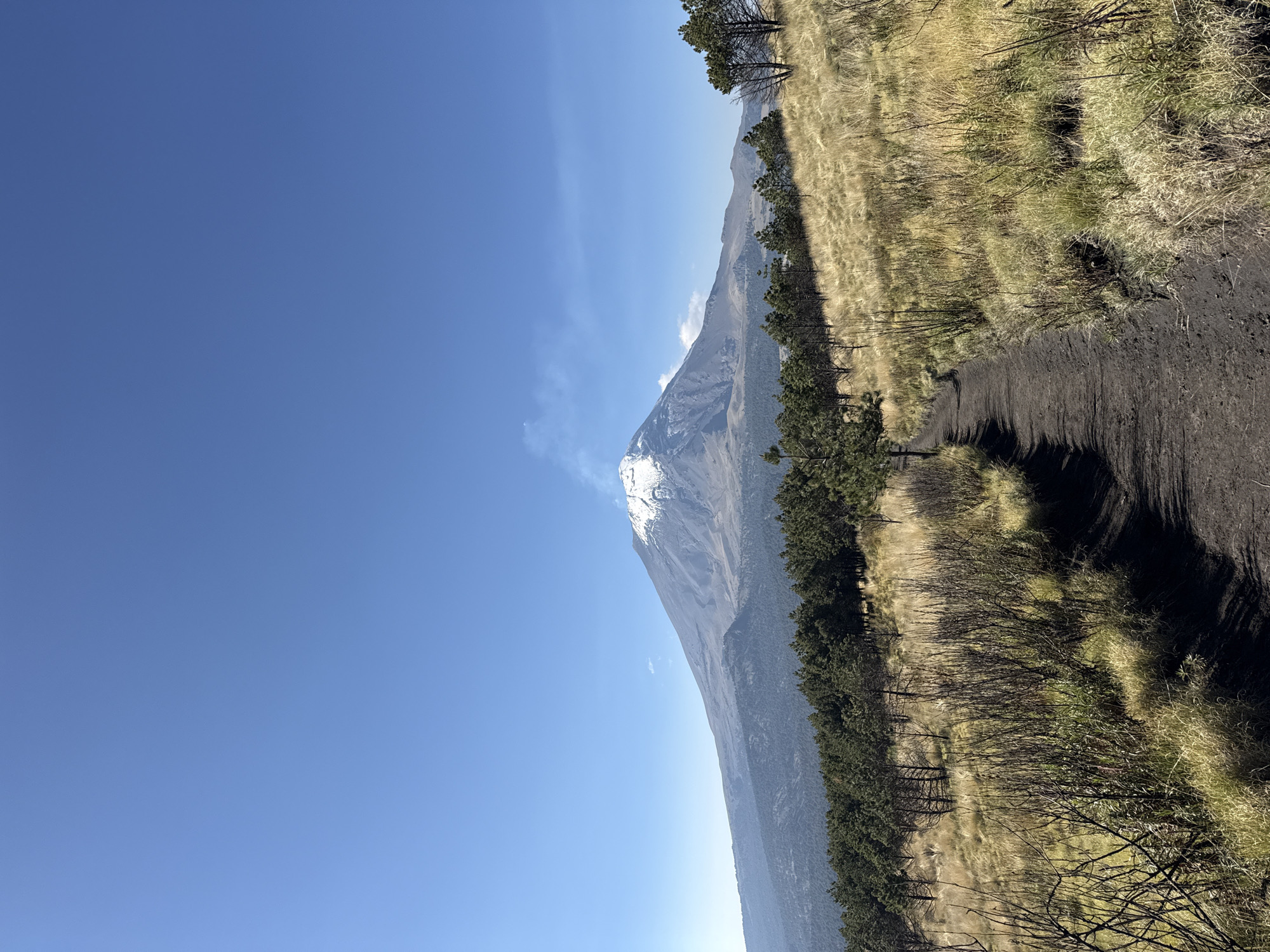 Hiker documents trails at Popocatépetl National Park, Mexico