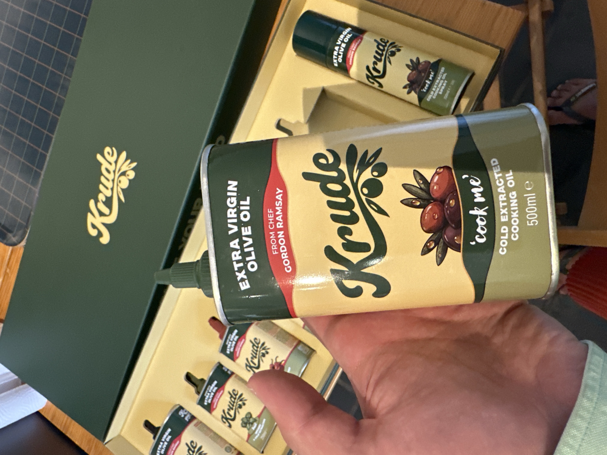 Unboxing premium gifts against a London summer backdrop