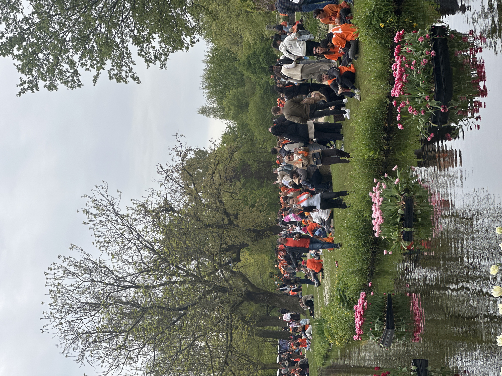 King's Day celebrations draw crowds to Amsterdam canals
