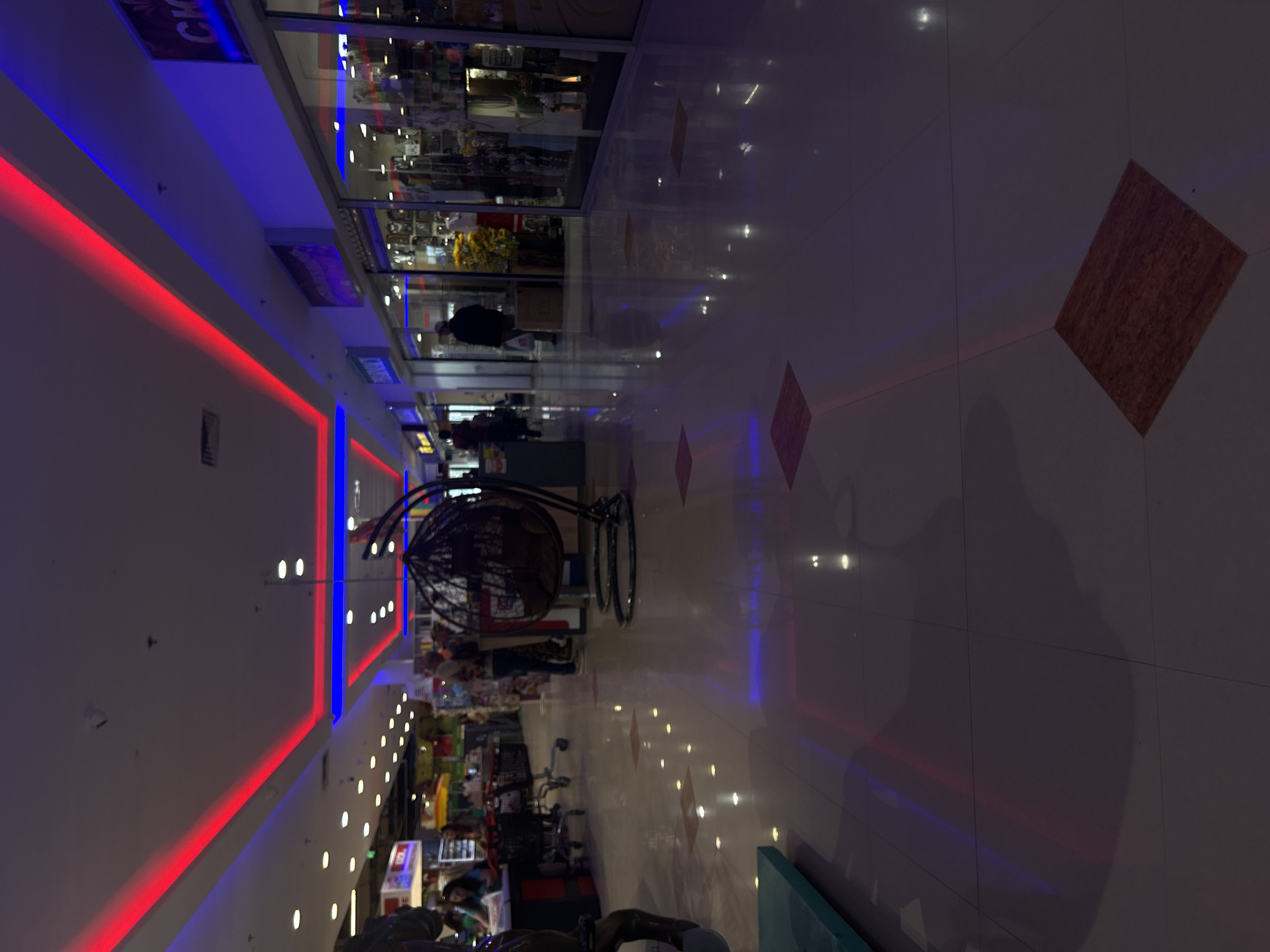 Inside a Shumen mall, LED corridors and casual close-ups